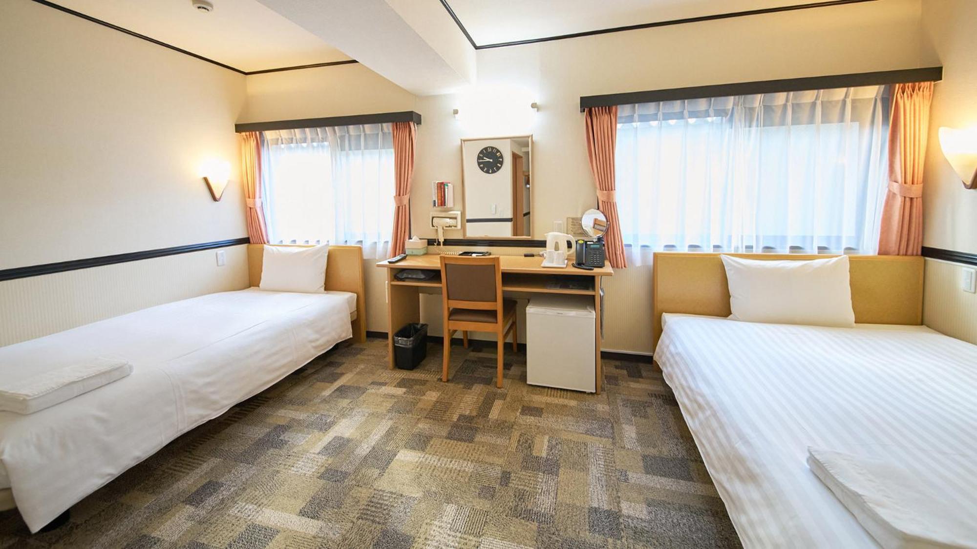 Toyoko Inn Nagoya-Eki Sakuradori-Guchi Honkan Exteriör bild