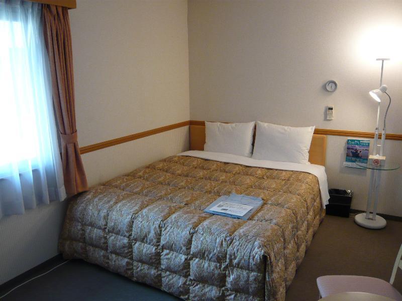 Toyoko Inn Nagoya-Eki Sakuradori-Guchi Honkan Exteriör bild