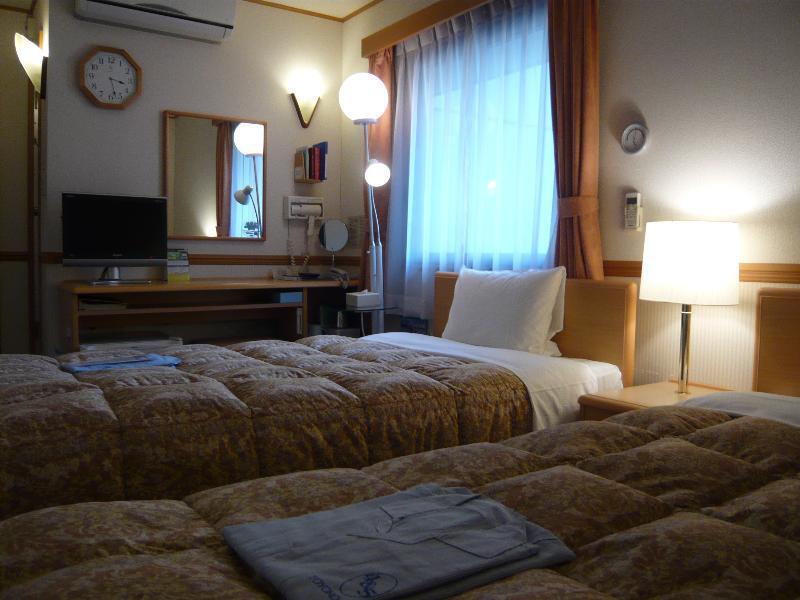 Toyoko Inn Nagoya-Eki Sakuradori-Guchi Honkan Exteriör bild