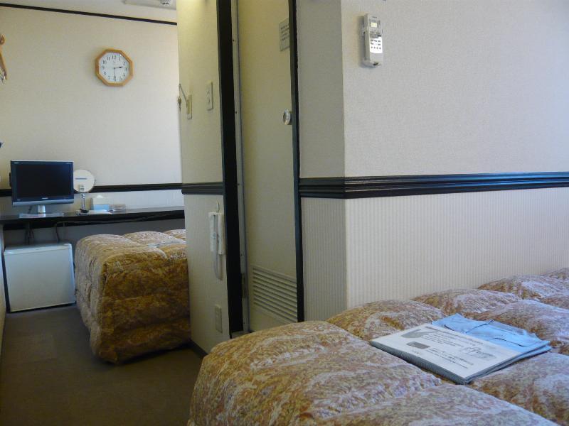 Toyoko Inn Nagoya-Eki Sakuradori-Guchi Honkan Exteriör bild