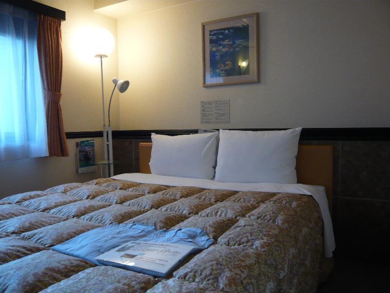 Toyoko Inn Nagoya-Eki Sakuradori-Guchi Honkan Exteriör bild